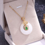 Schöne Silber Halskette mit einzigartigem Stil