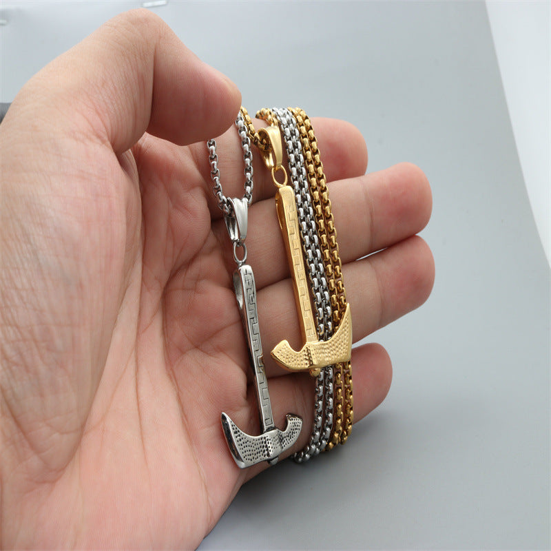 Zarte handwerkliche Halskette