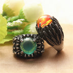 Zarte handwerkliche Ring