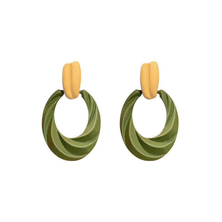 Atemberaubende Ohrring für den Alltag