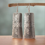 Zarte handwerkliche Ohrring