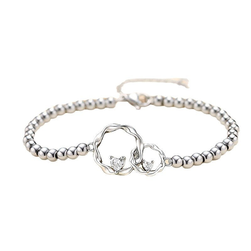 Schöne Armband mit einzigartigem Stil