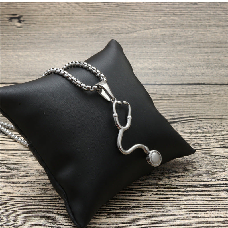 Schöne Halskette mit einzigartigem Stil