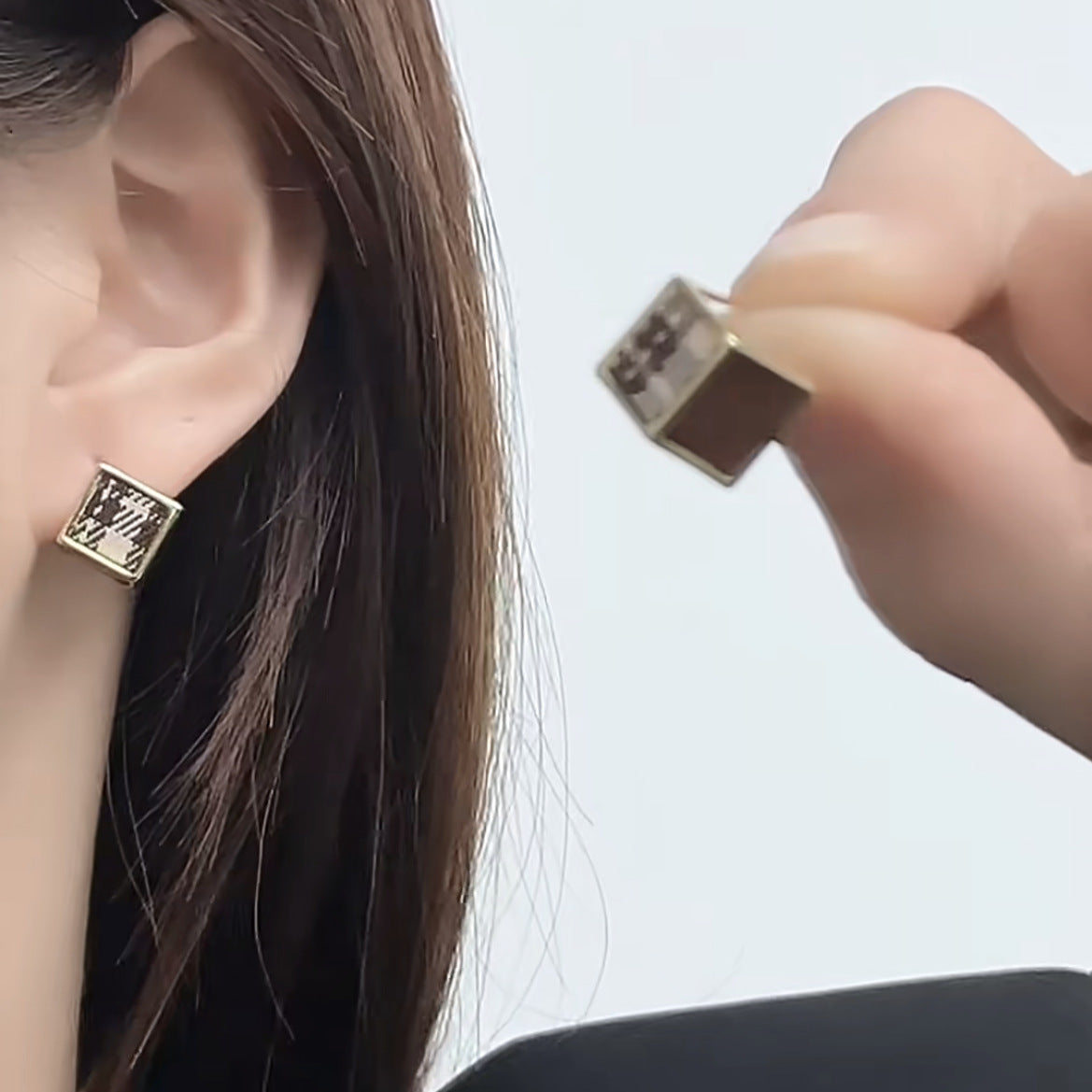 Atemberaubende Ohrring für den Alltag