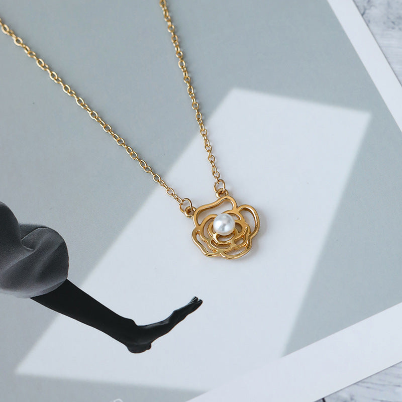 Schöne Perlen Halskette mit einzigartigem Stil