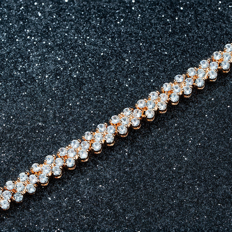 Zarte handwerkliche Armband