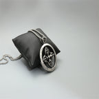 Schöne Halskette mit einzigartigem Stil