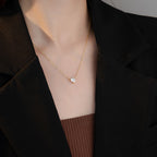 Zarte handwerkliche Halskette