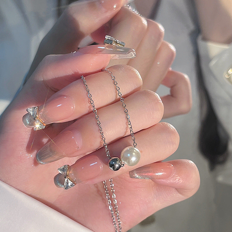 Zarte handwerkliche Perlen Halskette