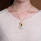 Schöne Gold Halskette mit einzigartigem Stil