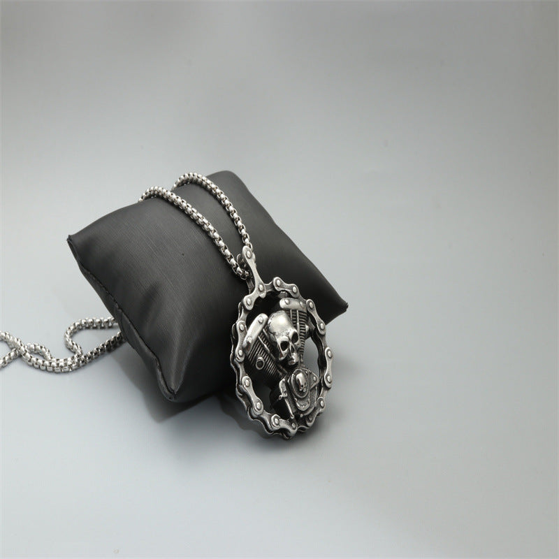 Zarte handwerkliche Halskette