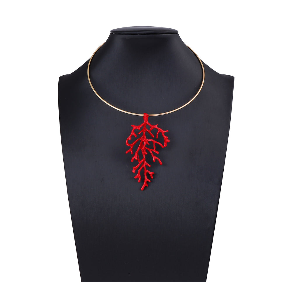 Schöne Halskette mit einzigartigem Stil