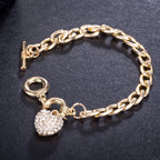 Schöne Armband mit einzigartigem Stil