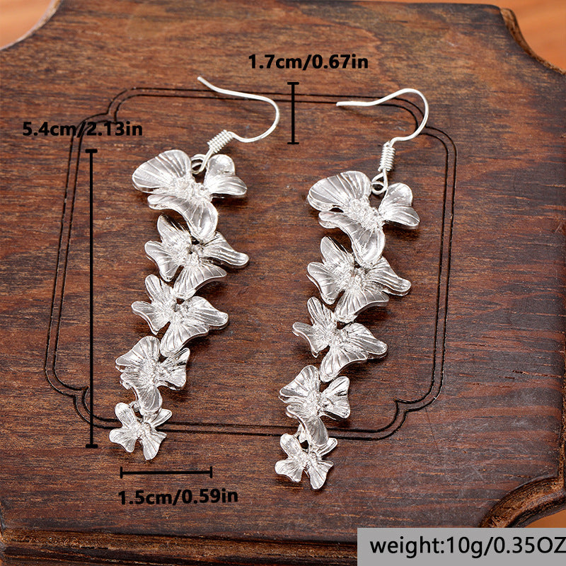 Schöne Halskette mit einzigartigem Stil