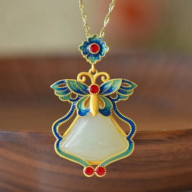 Schöne Silber Halskette mit einzigartigem Stil