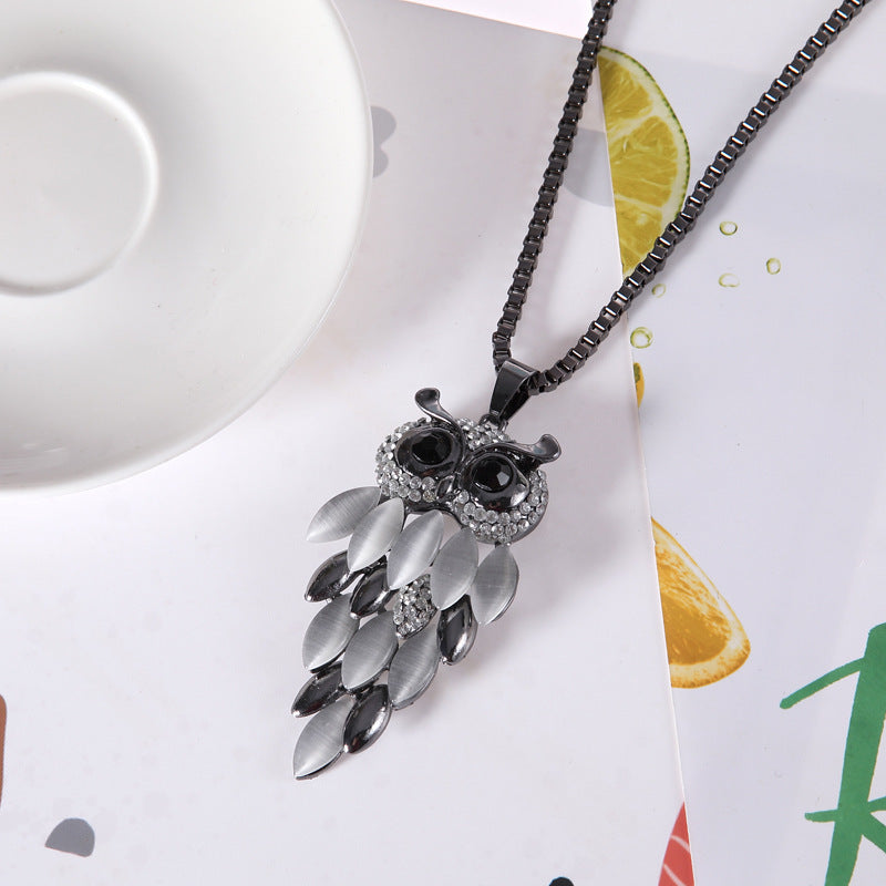 Schöne Halskette mit einzigartigem Stil