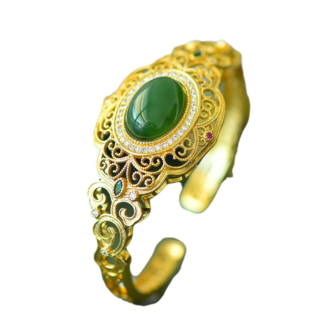 Schöne Armband mit einzigartigem Stil