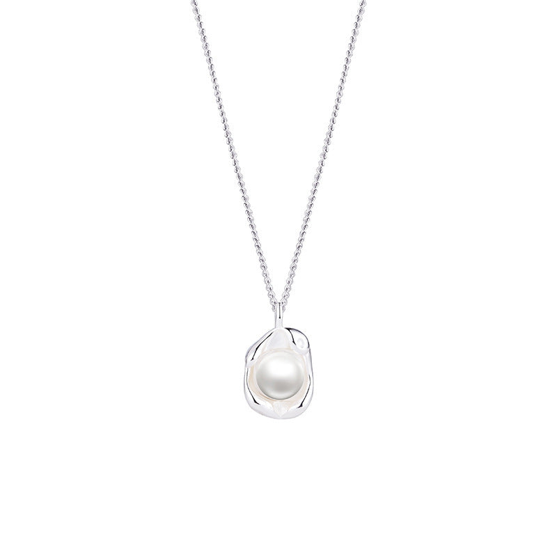 Zarte handwerkliche Perlen Halskette