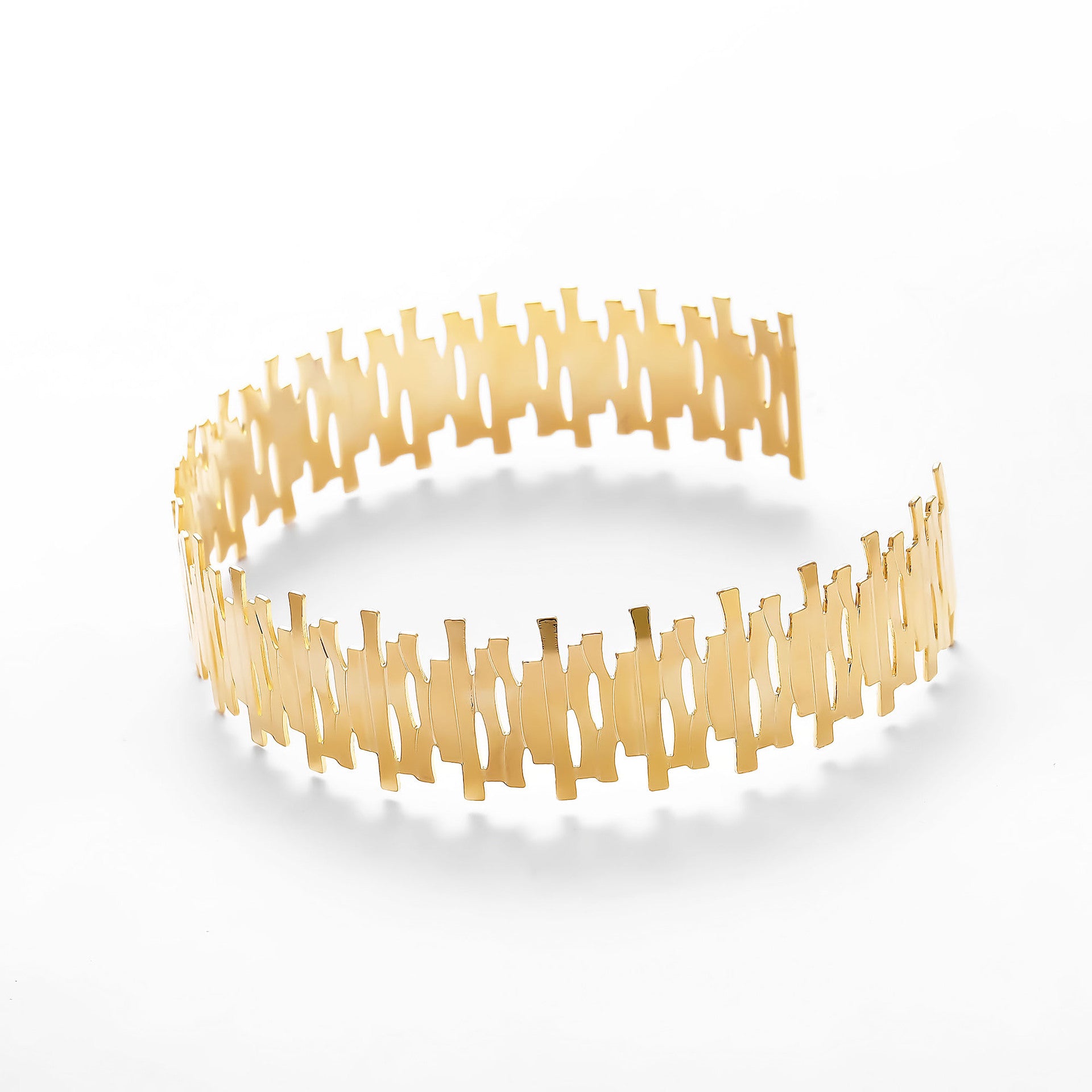 Zarte handwerkliche Halskette