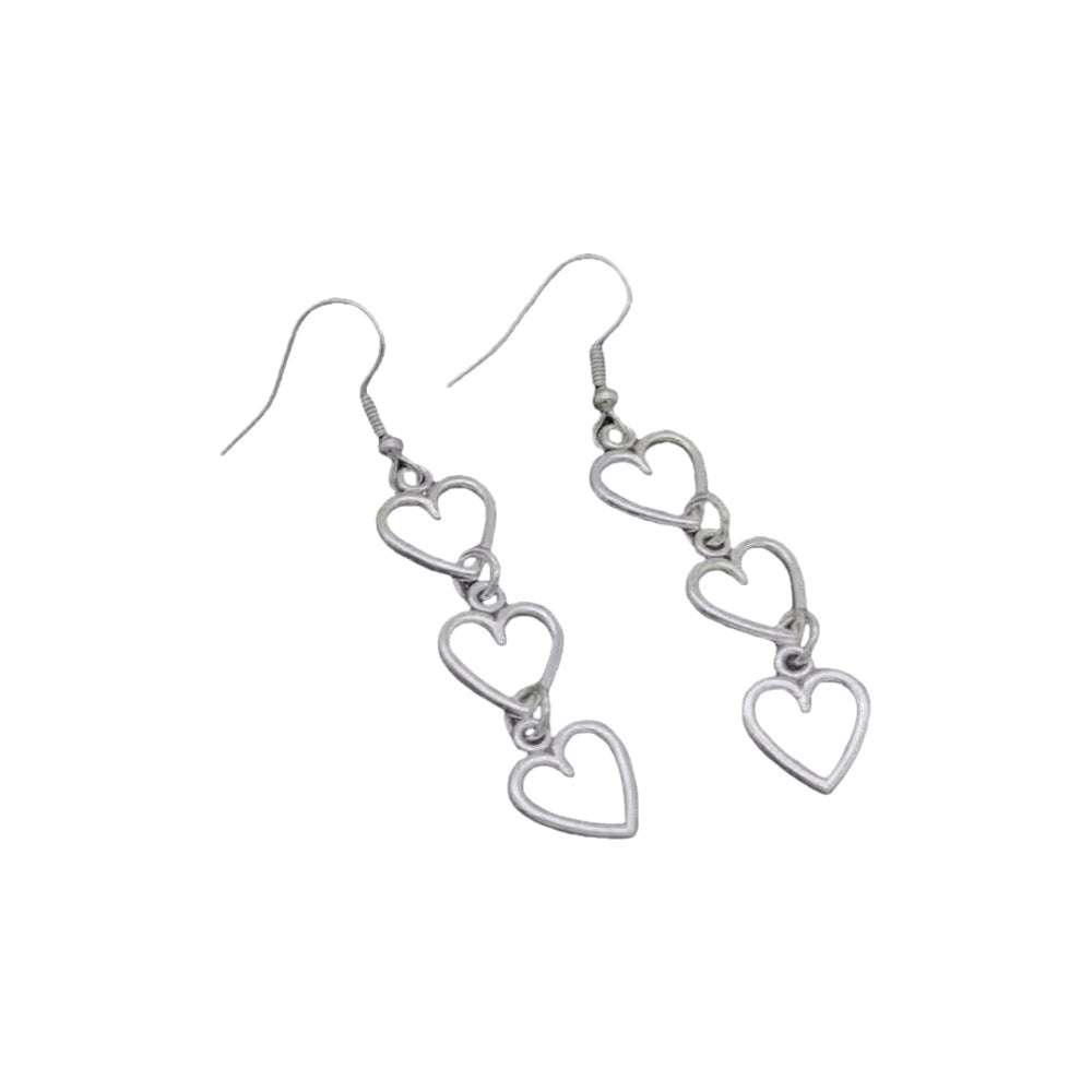 Zarte handwerkliche Ohrring