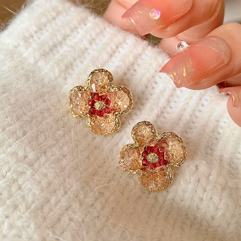 Atemberaubende Ohrring für den Alltag