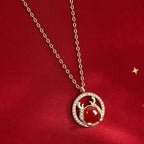 Schöne Halskette mit einzigartigem Stil