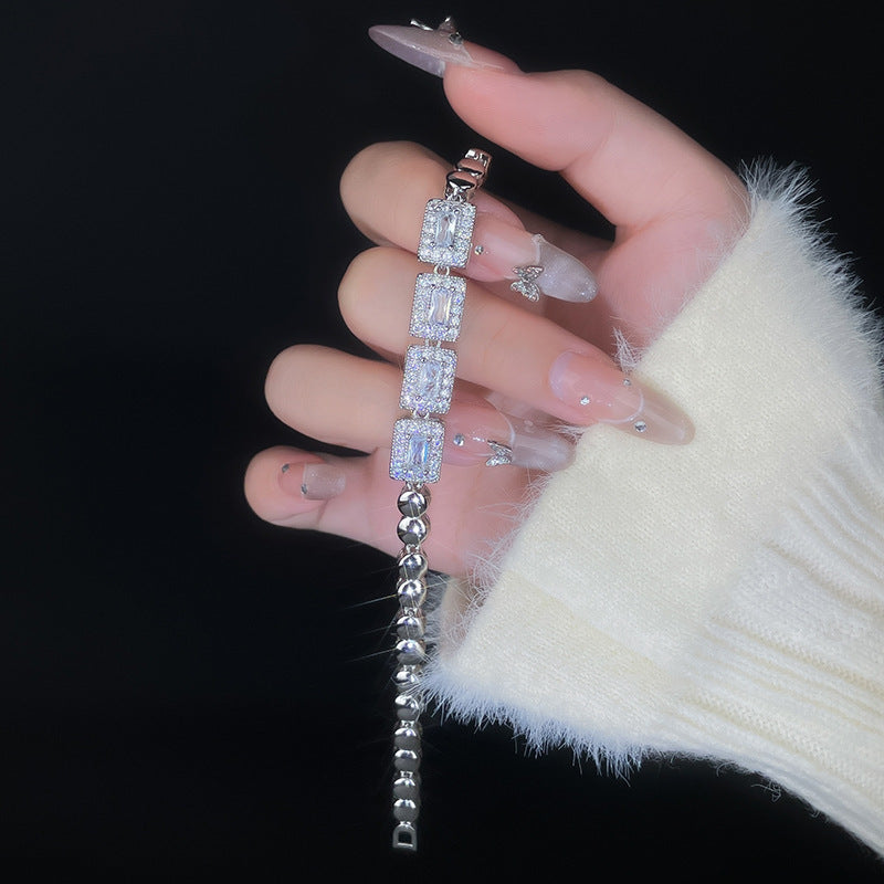 Klassische Armband mit zeitloser Eleganz