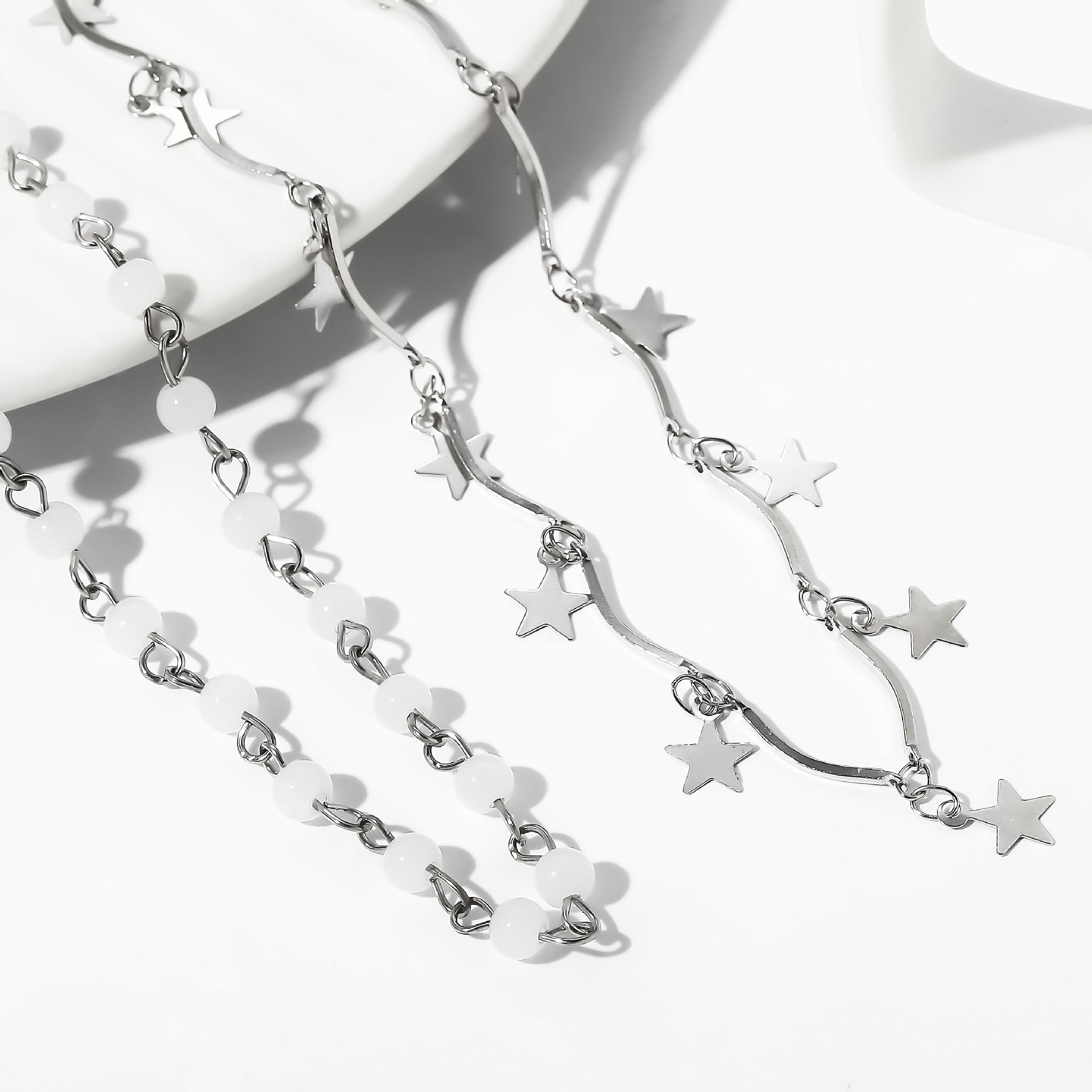 Zarte handwerkliche Halskette