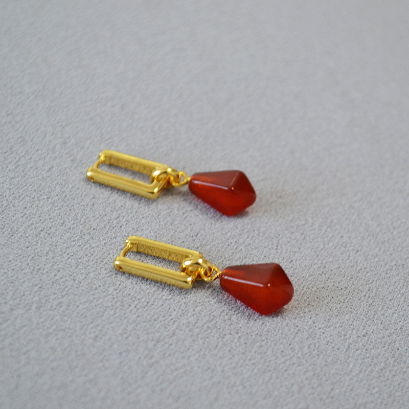 Schöne Halskette mit einzigartigem Stil