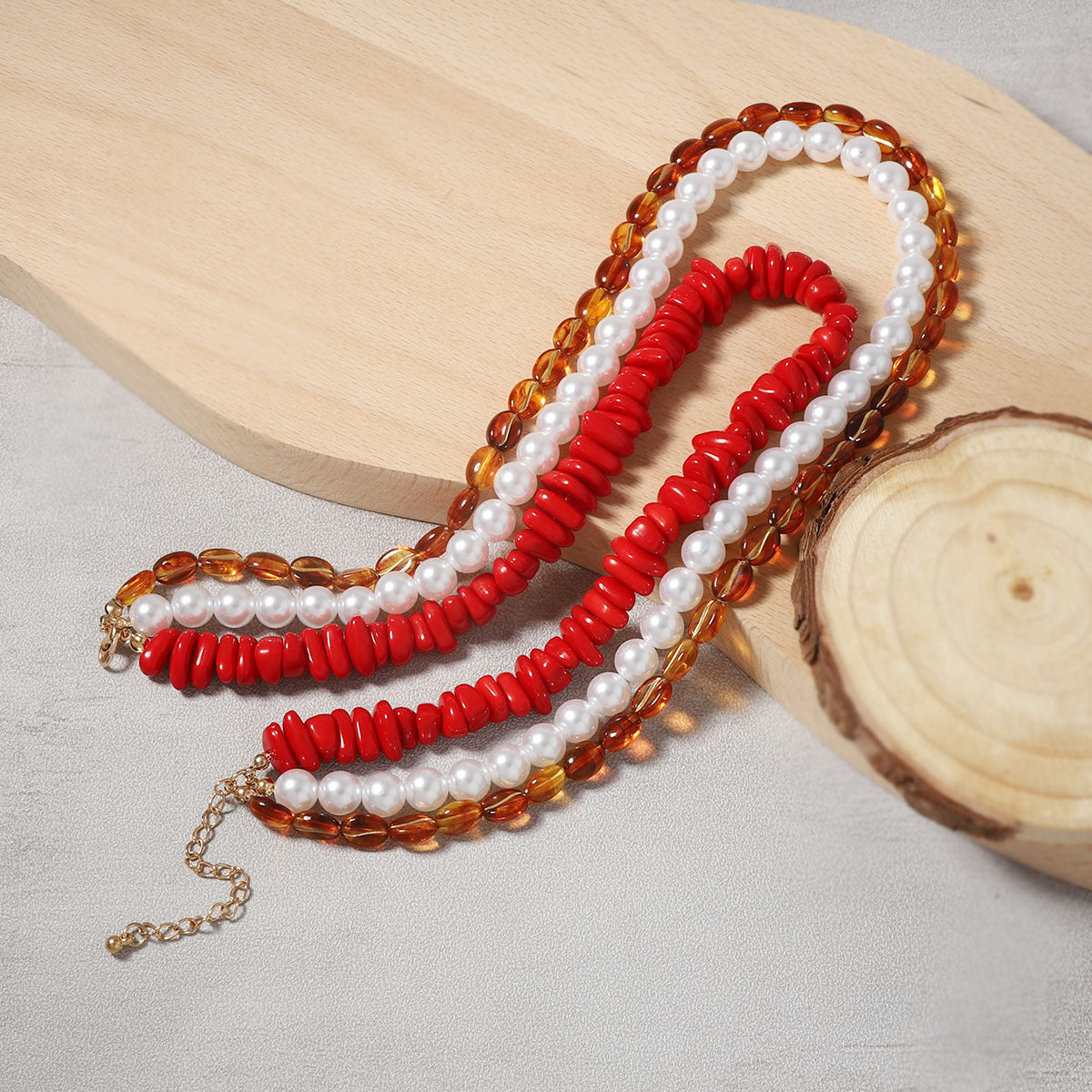 Zarte handwerkliche Perlen Halskette