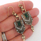 Zarte handwerkliche Ohrring