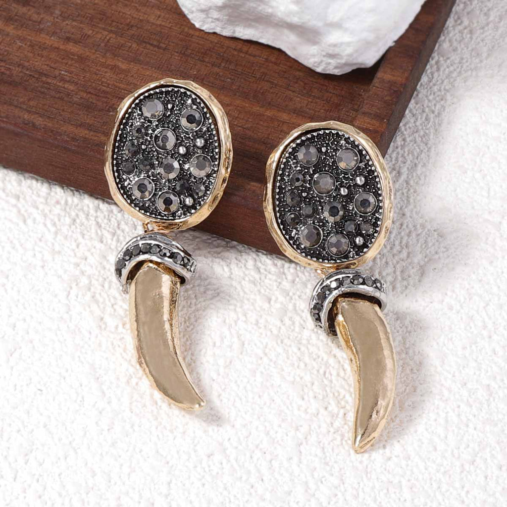 Atemberaubende Ohrring für den Alltag