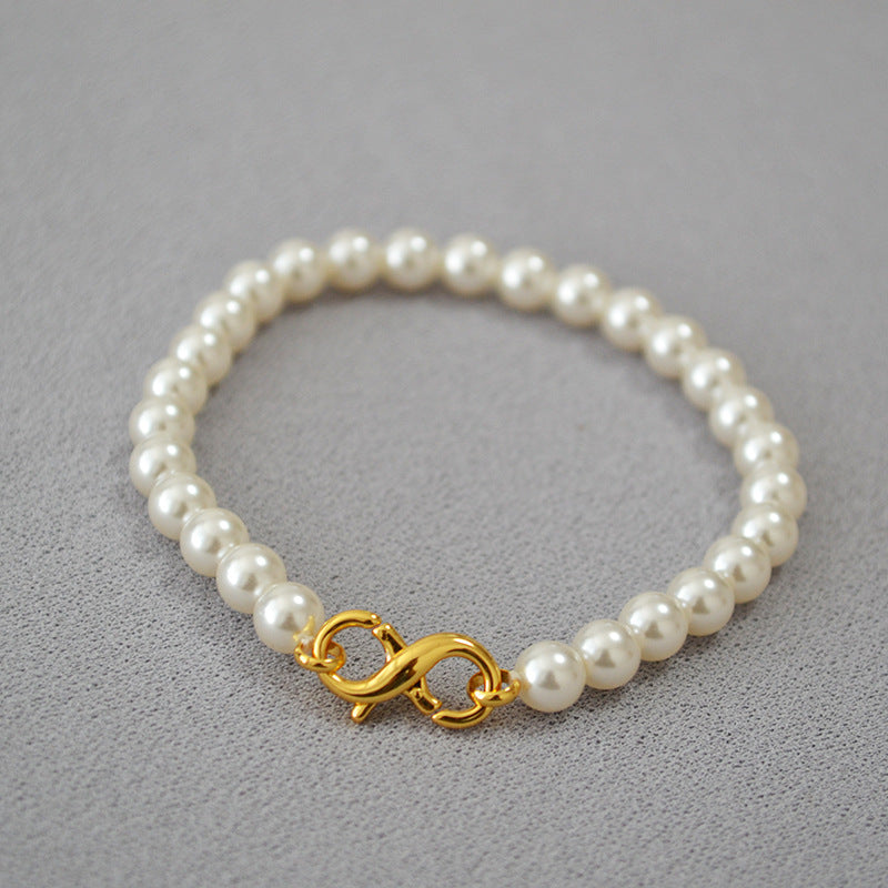 Schöne Perlen Halskette mit einzigartigem Stil