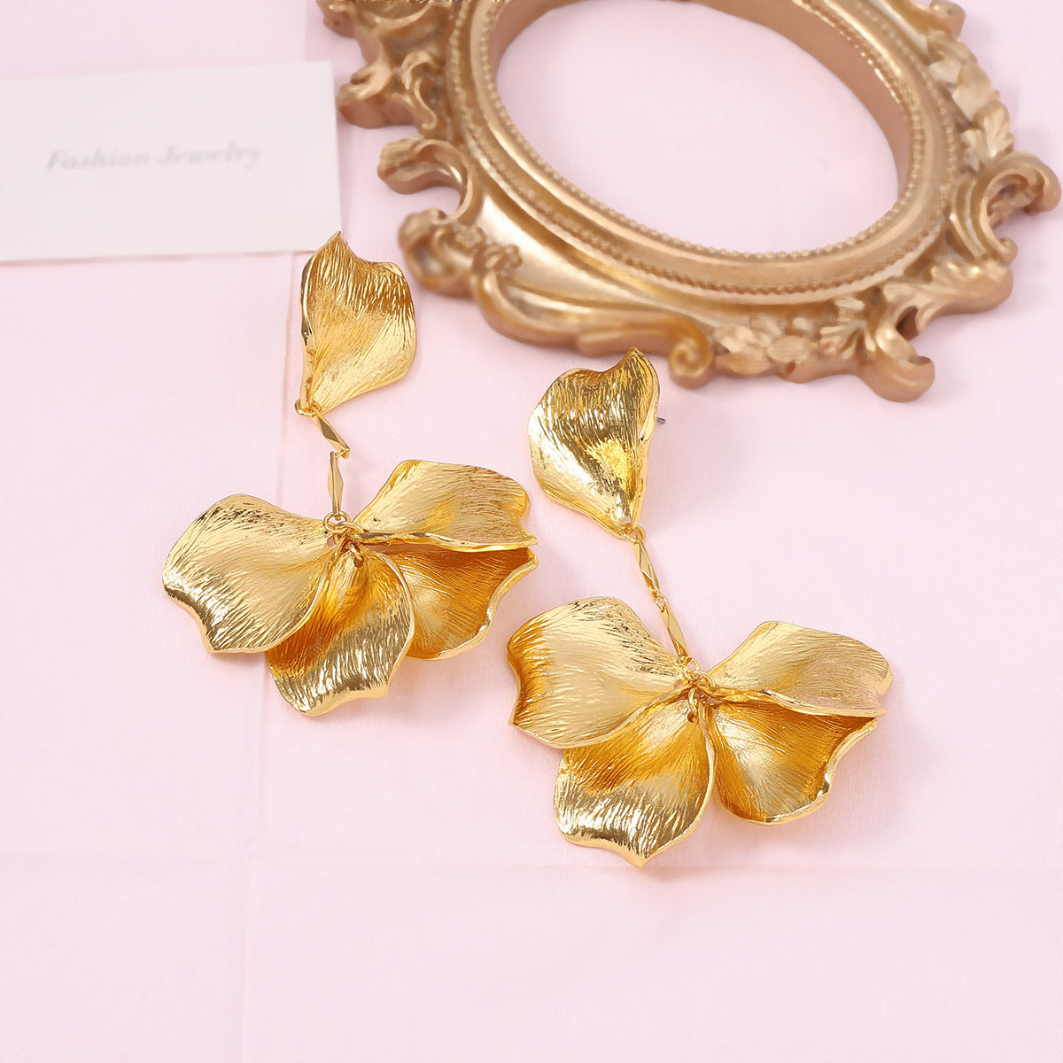 Atemberaubende Ohrring für den Alltag