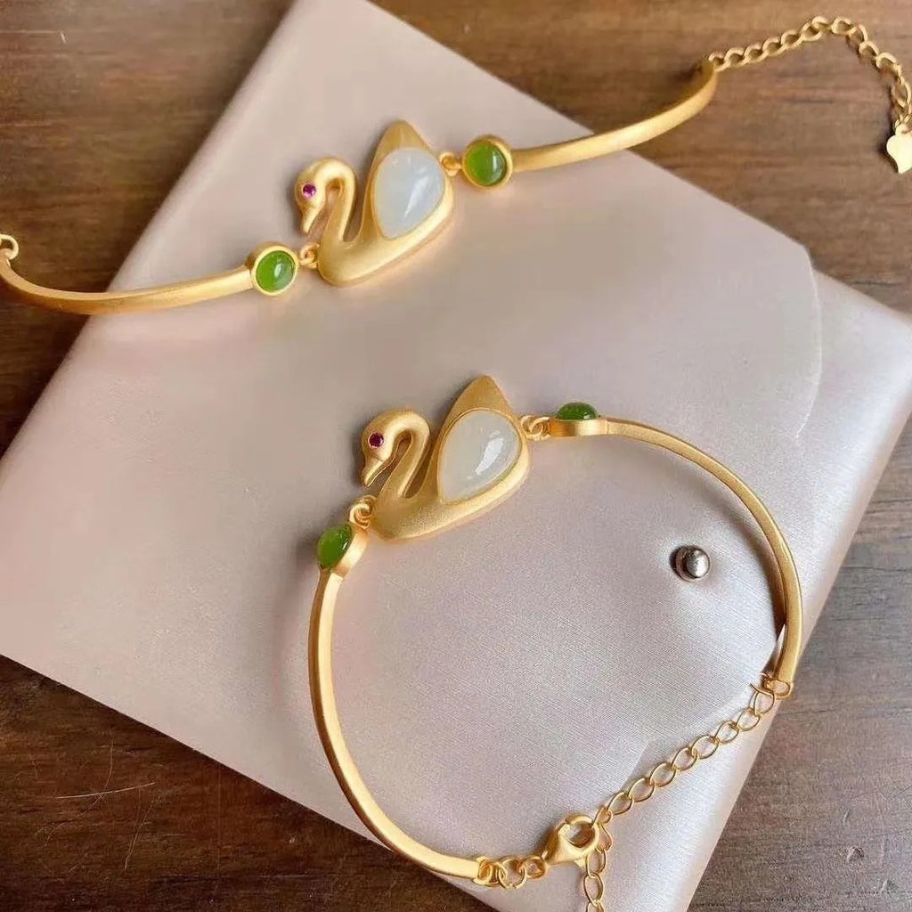 Schöne Silber Armband mit einzigartigem Stil