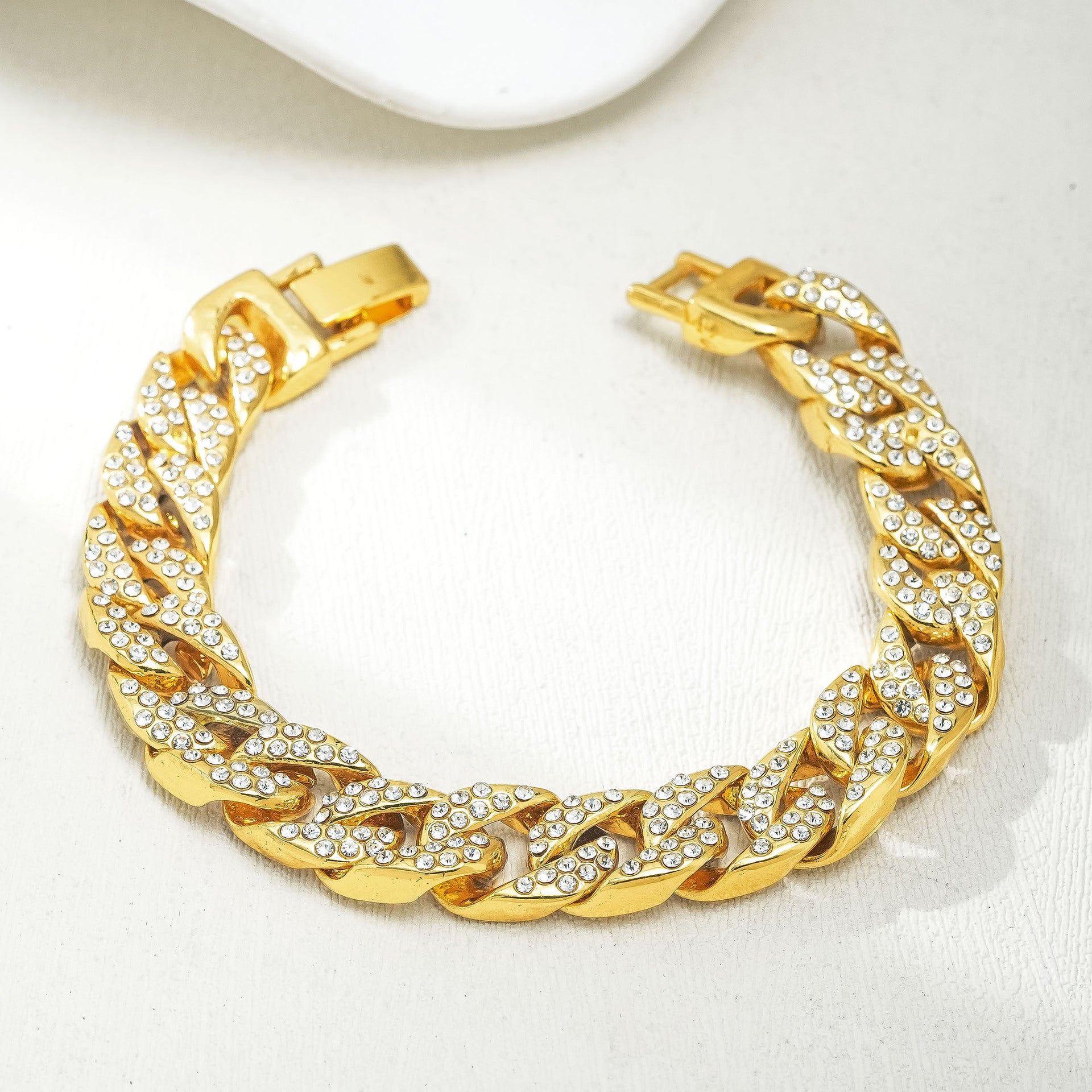 Klassische Armband mit zeitloser Eleganz