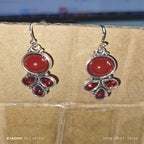 Zarte handwerkliche Ohrring