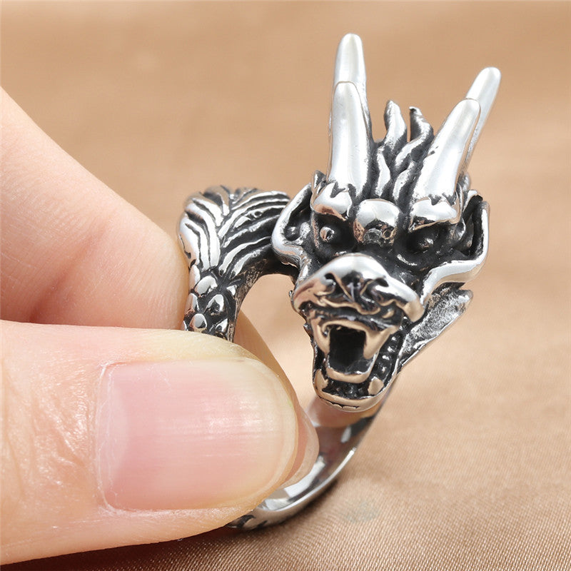 Schöne Ring mit einzigartigem Stil