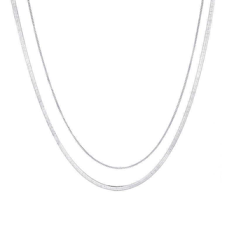 Zarte handwerkliche Halskette