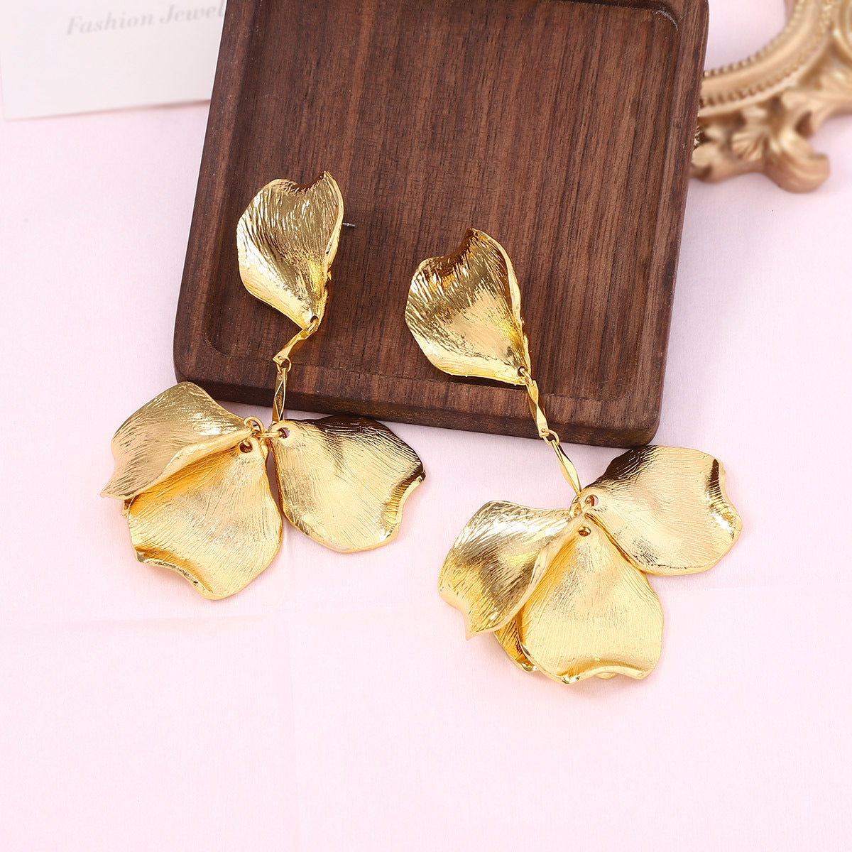 Atemberaubende Ohrring für den Alltag