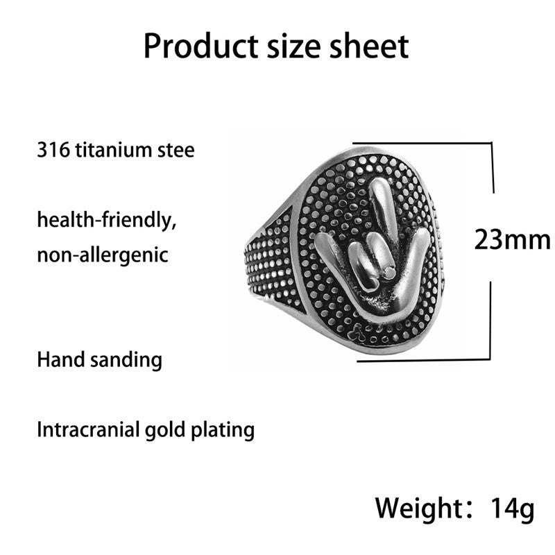 Zarte handwerkliche Ring