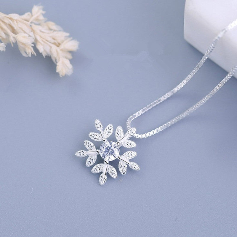 Zarte handwerkliche Silber Halskette