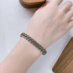 Zarte handwerkliche Armband