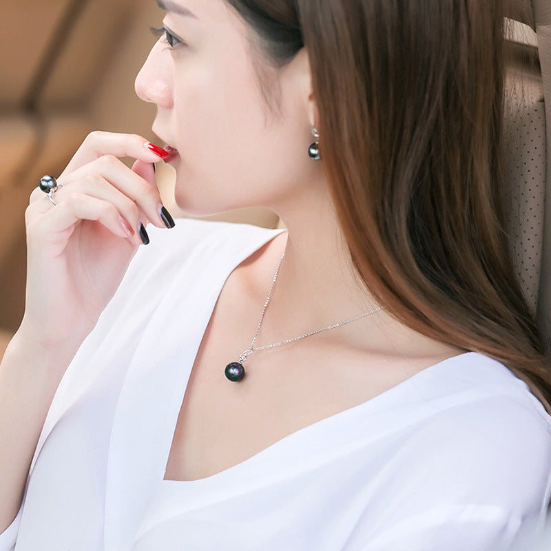 Zarte handwerkliche Perlen Halskette