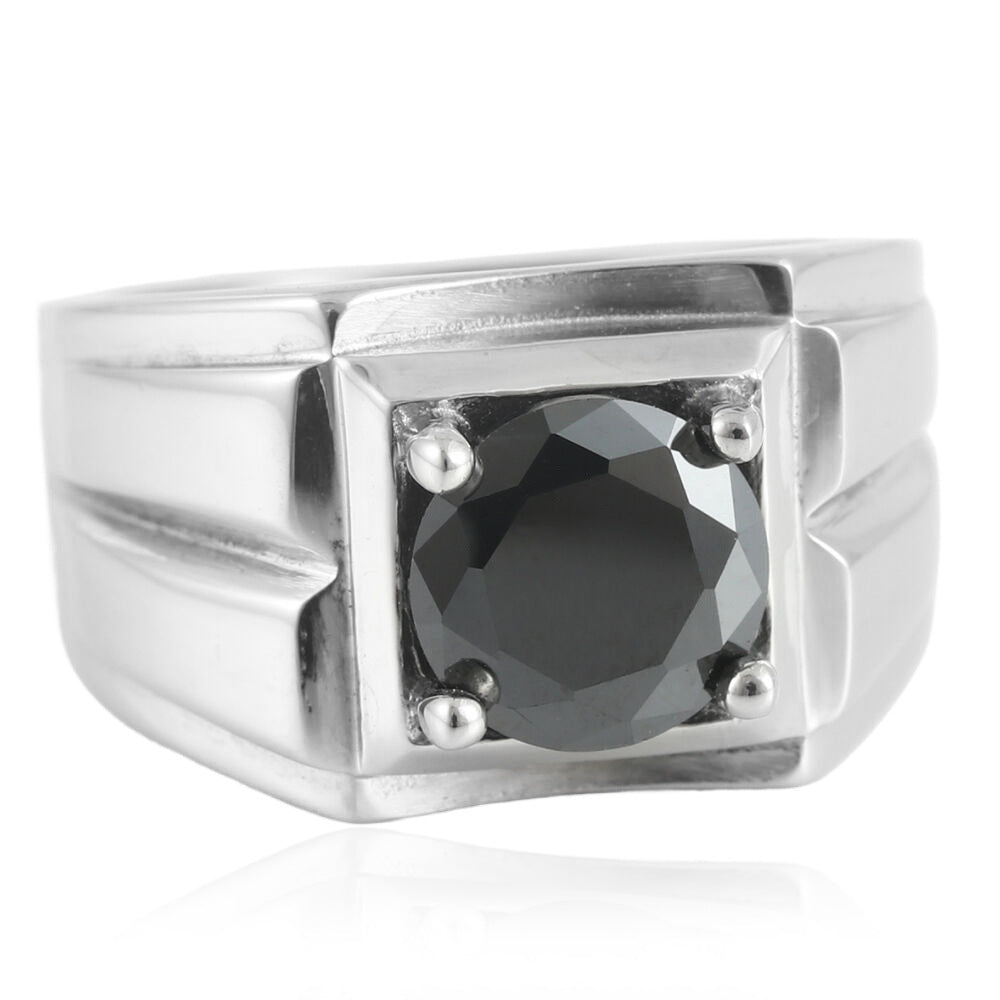 Zarte handwerkliche Ring