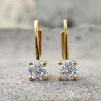 Atemberaubende Ohrring für den Alltag