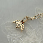 Zarte handwerkliche Halskette