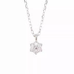 Zarte handwerkliche Halskette