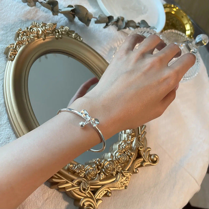 Klassische Armband mit zeitloser Eleganz