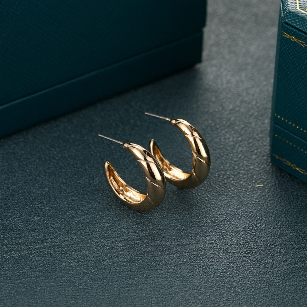 Atemberaubende Gold Ohrring für den Alltag